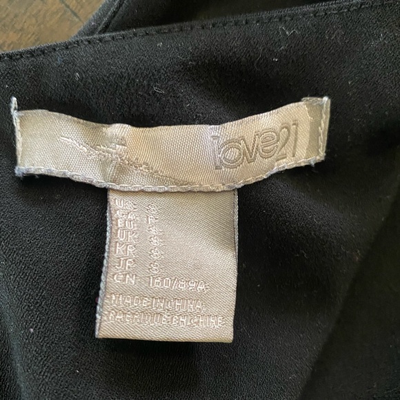 Peplum type top - Picture 3 of 3